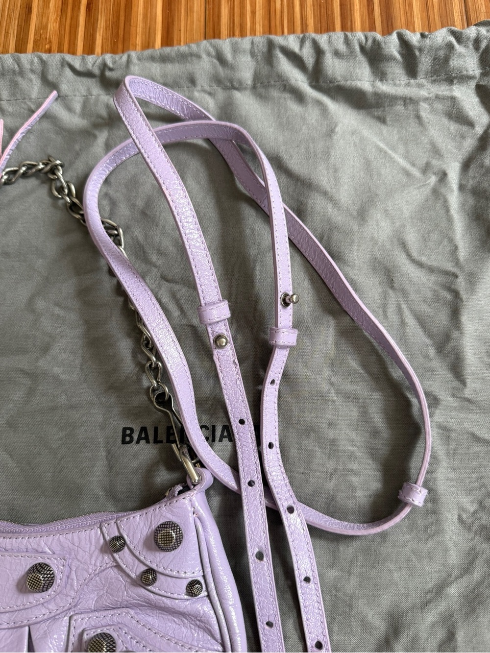 Le Cagole Mini Leather Shoulder Bag - Picture 5 of 12